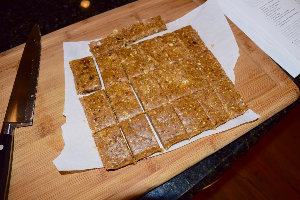 Minimalist Baker's 3 ingredient Peanut Butter Granola Bar